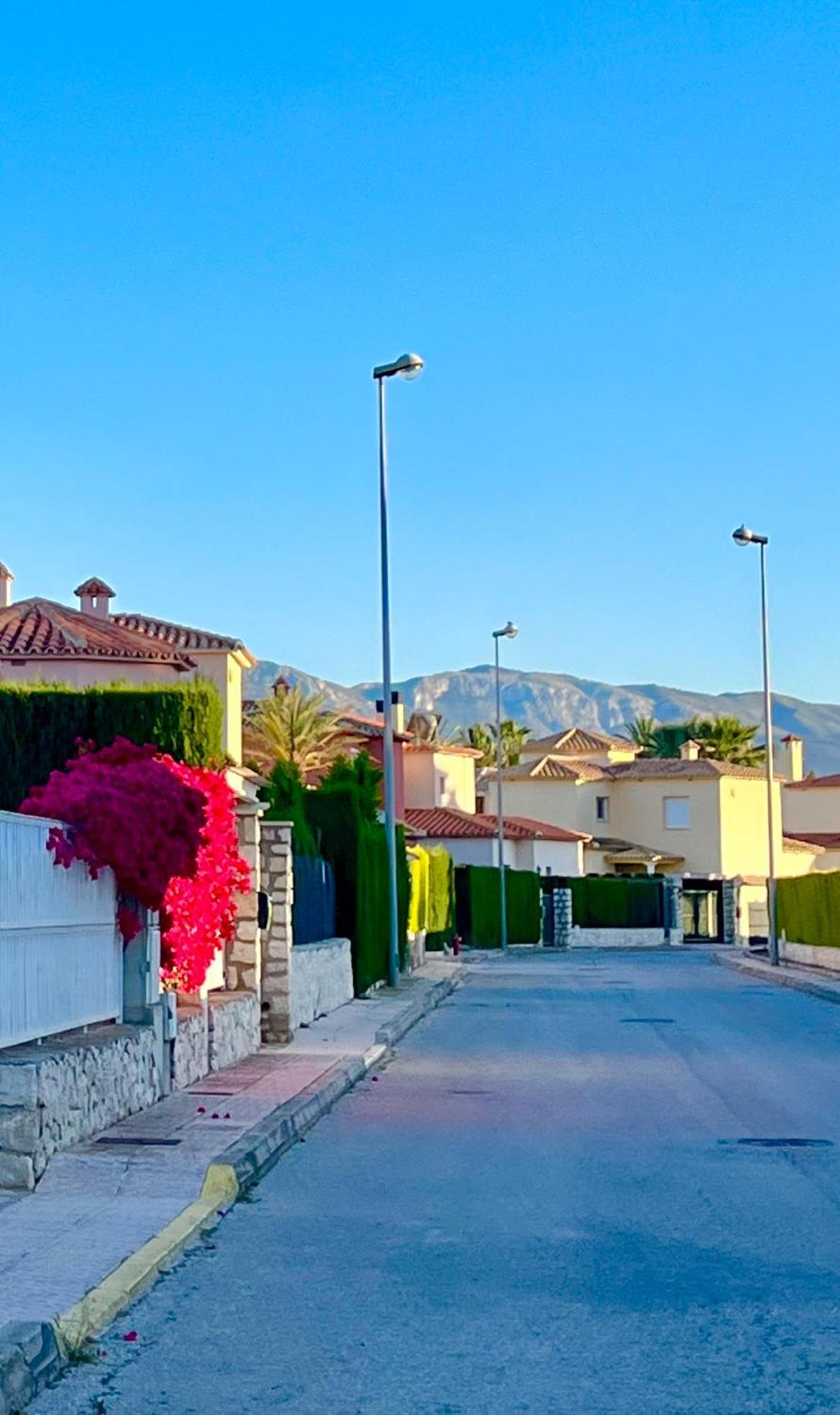 Villa Con Jardin En Oliva Nova Golf A 100M De La Playa Exterior photo